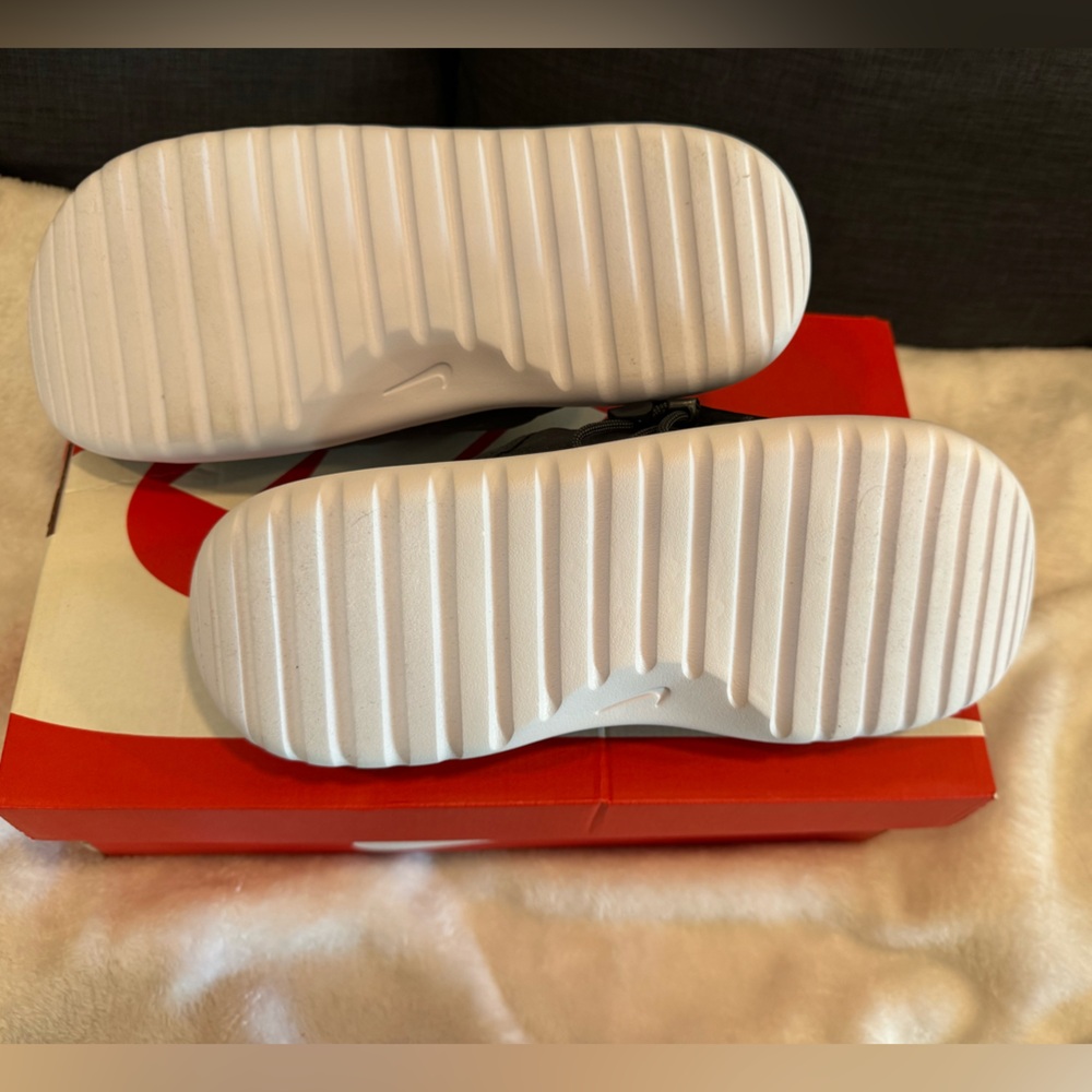 Nike Asuna 2 Black Slides NIB - Picture 3 of 4